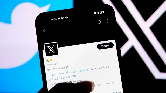 Twitter se convierte en X: Cambios y desafíos para los usuarios. Imagen que muestra la app móvil de X.